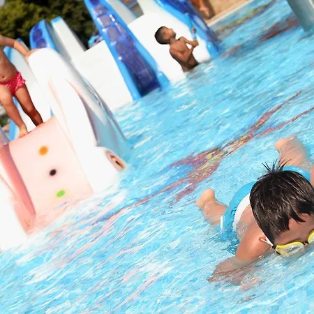 Hotel Danubia Park 3*