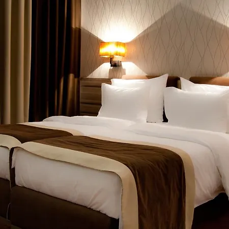 Hotel Danubia Park 3*